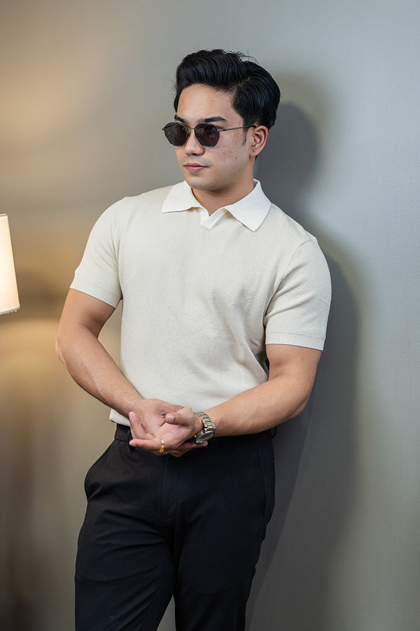 Textured short sleeve polo shirt